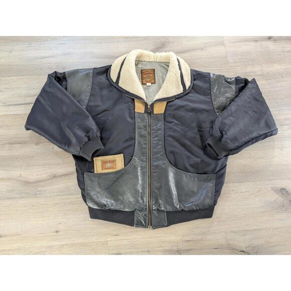 Bik Bok Wild Life Traditional Men's Bomber Jacket The Global Commission Company - Picture 9 of 10